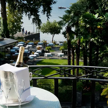 Romantik Castello Seeschloss Hotel 4*