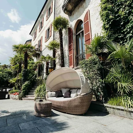 Romantik Castello Seeschloss Отель 4*