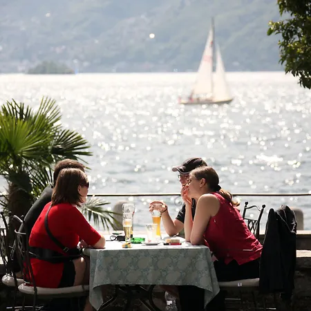 Romantik Castello Seeschloss Hotel 4*