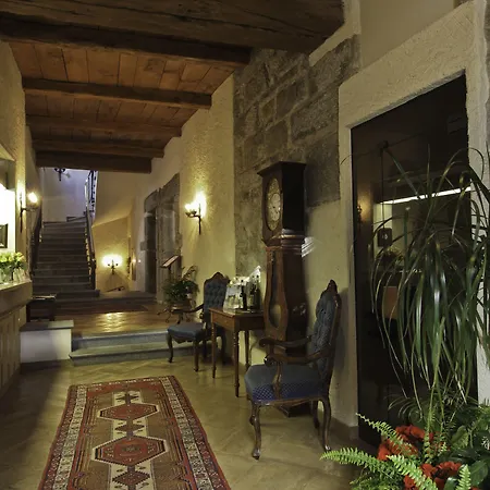 Romantik Castello Seeschloss Отель 4*