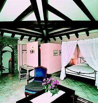 Romantik Castello Seeschloss Отель 4*