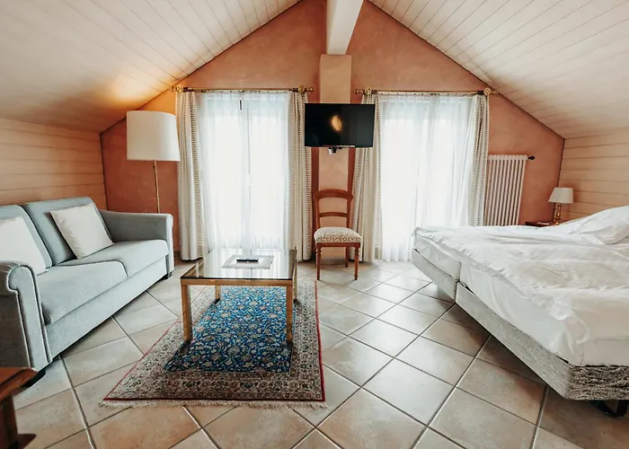 卡斯特罗西施罗斯罗曼蒂克酒店 4*