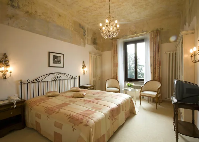 Romantik Castello Seeschloss Hotel