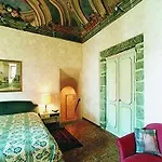 Romantik Castello Seeschloss אסקונה