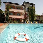 Romantik Castello Seeschloss מלון 4*