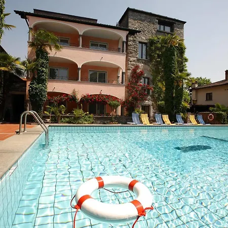 Romantik Castello Seeschloss 호텔 4*
