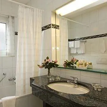 酒店 卡斯特罗西施罗斯罗曼蒂克酒店 阿斯科纳