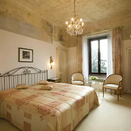Romantik Castello Seeschloss Hotel