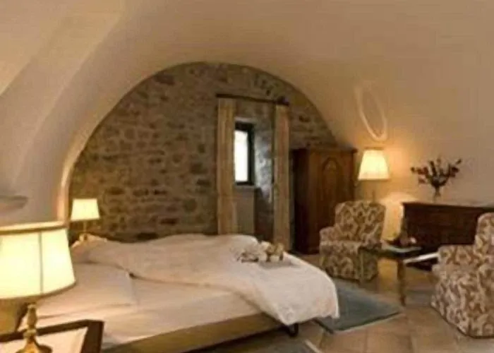 Romantik Castello Seeschloss