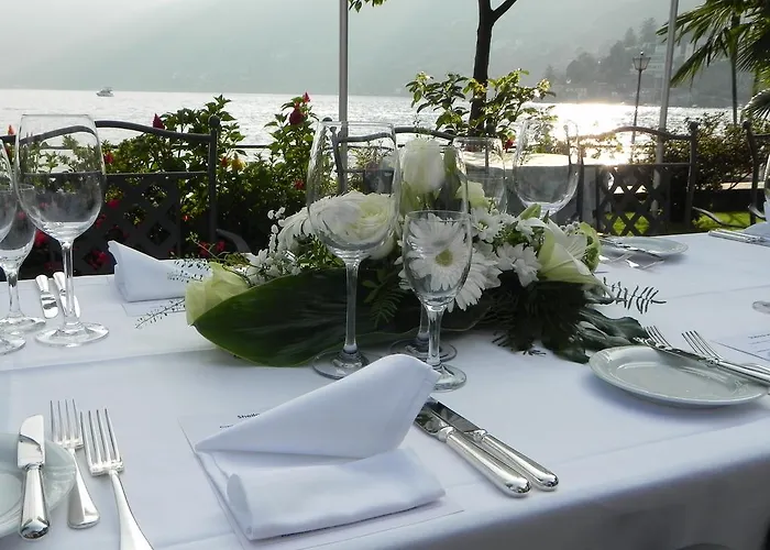 Romantik Castello Seeschloss 호텔