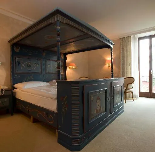 Romantik Castello Seeschloss 호텔 아스꼬나