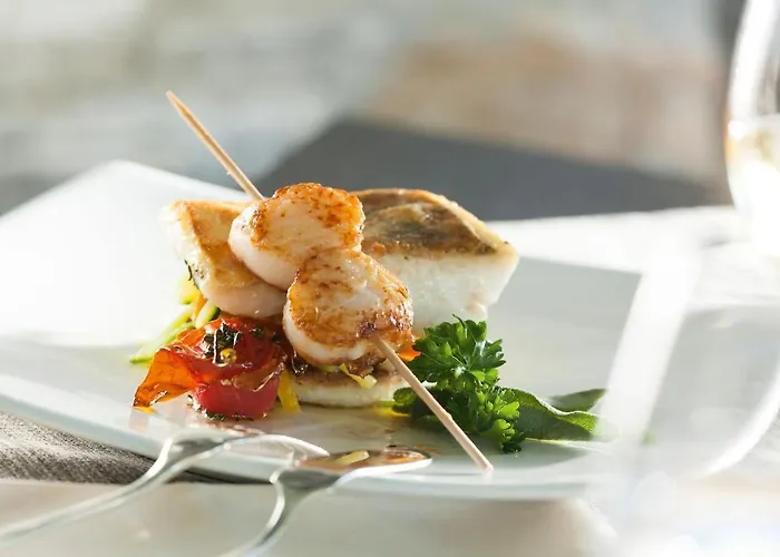 Romantik Castello Seeschloss 아스꼬나